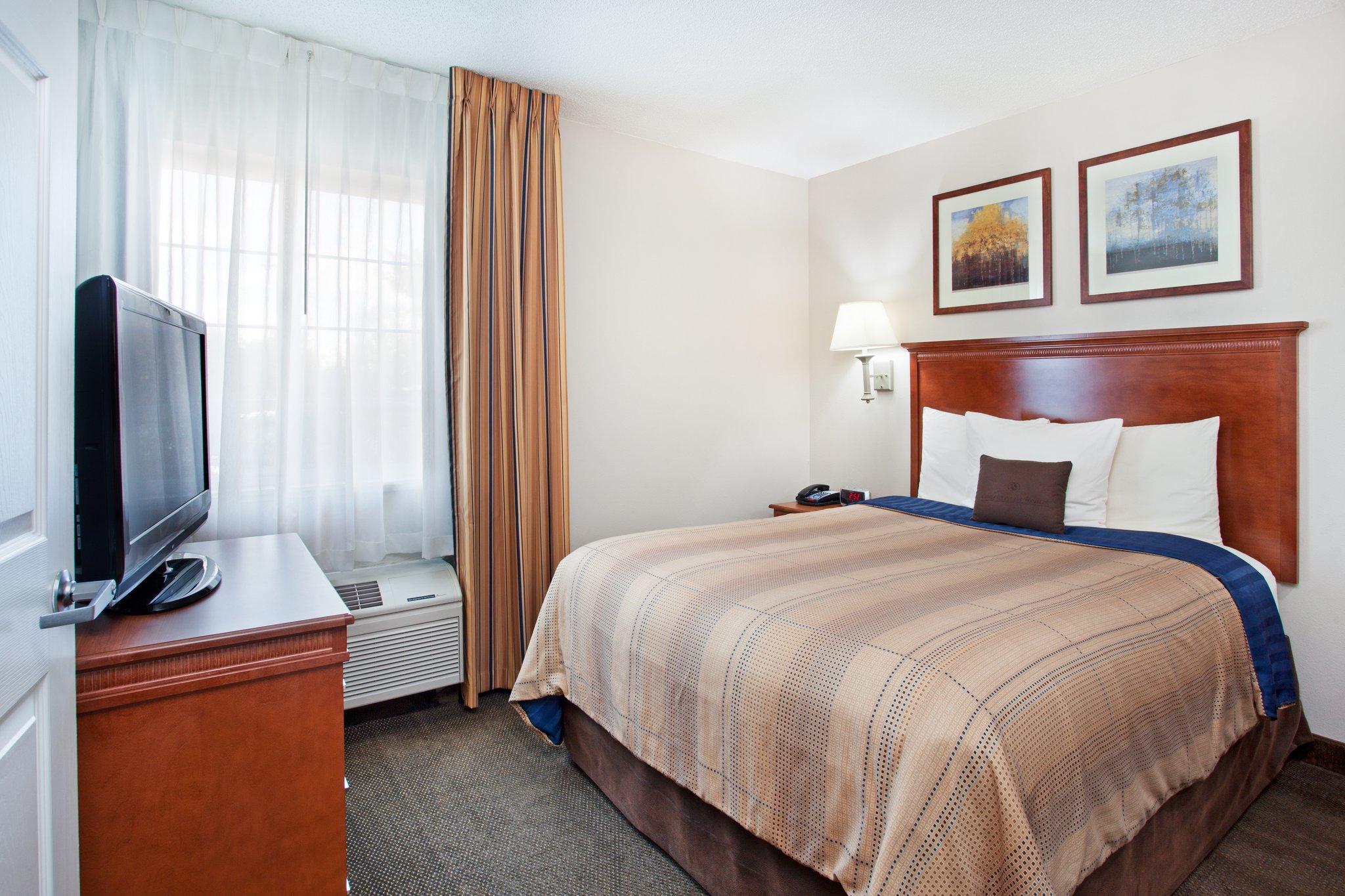 Candlewood Suites Huntersville-Lake Norman Area By Ihg Екстер'єр фото