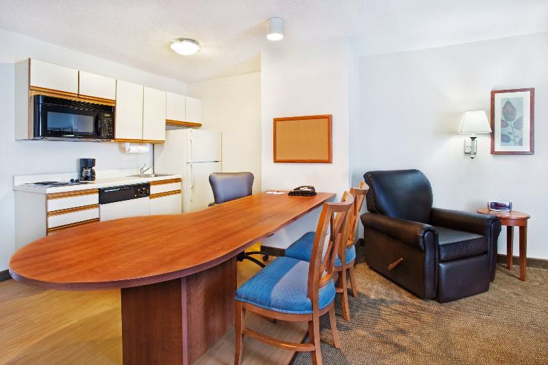 Candlewood Suites Huntersville-Lake Norman Area By Ihg Екстер'єр фото